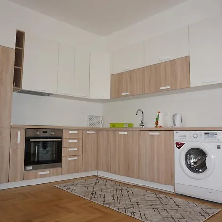 3 * Sarajevo